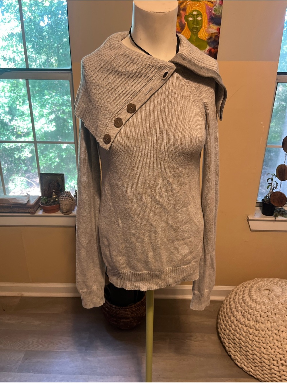 Light Gray Button-Accent Women's Sweater Y2K Cozy